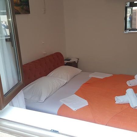 Guest House Ivo Jovanovic สเวติ สเตฟาน ภายนอก รูปภาพ